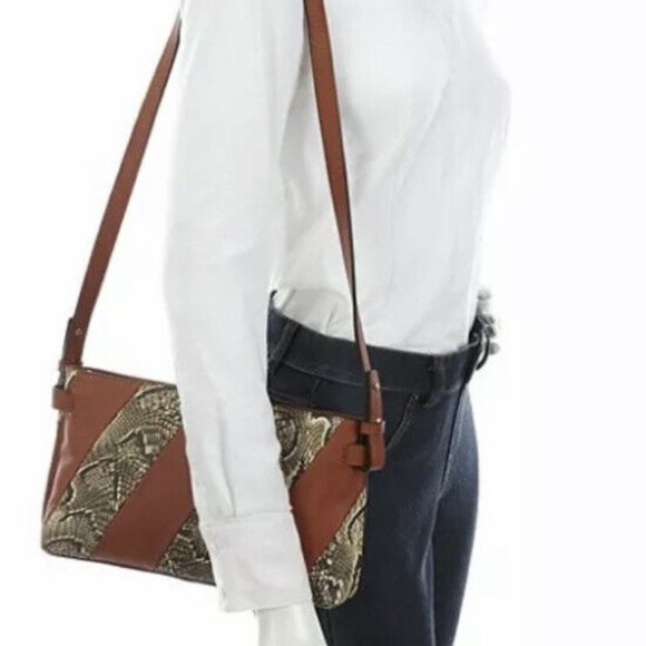 VINCE CAMUTO CASIA CLUTCH CROSSBODY BAG Leather NWT - Picture 4 of 11